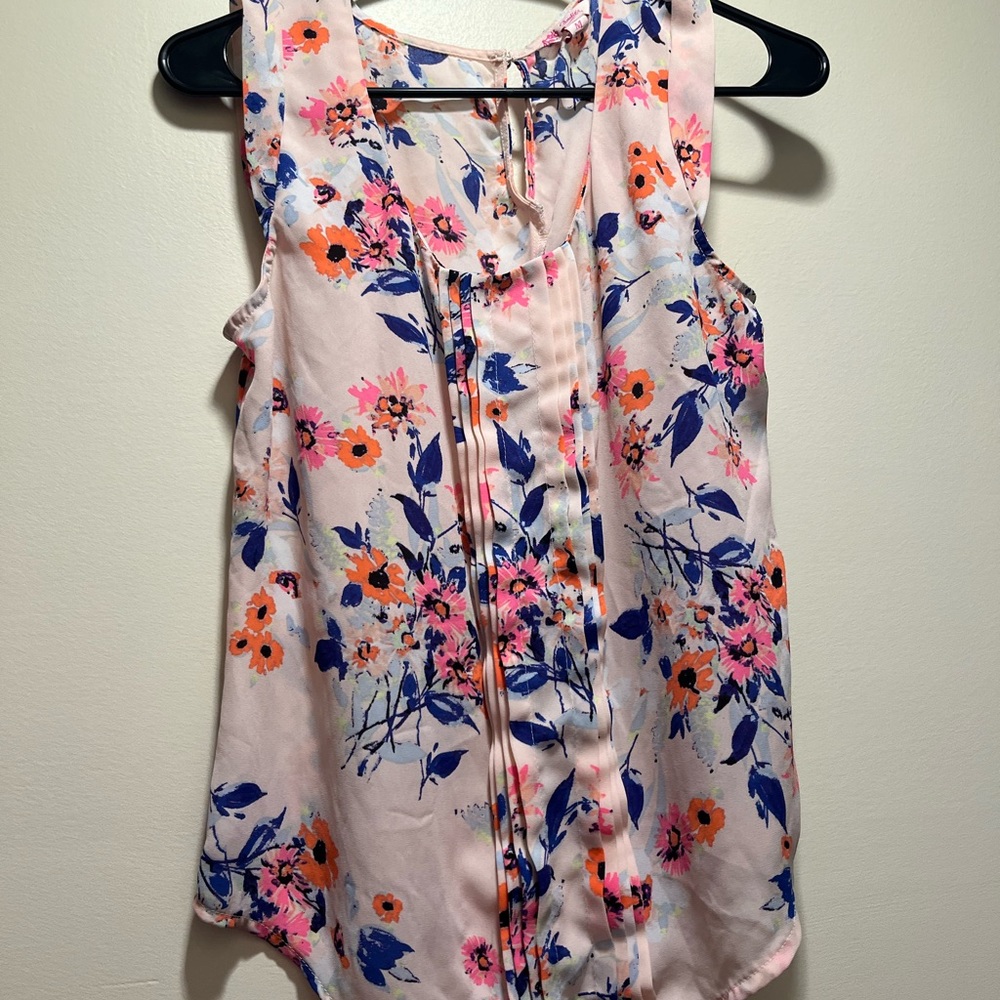 Medium flower dress shirt